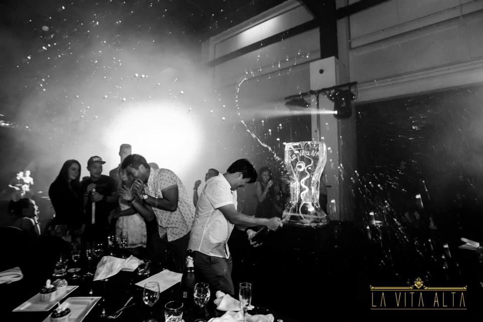 La Vita Alta, Singapore