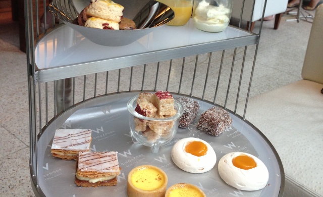 Tea in a bird cage at Drop the T²