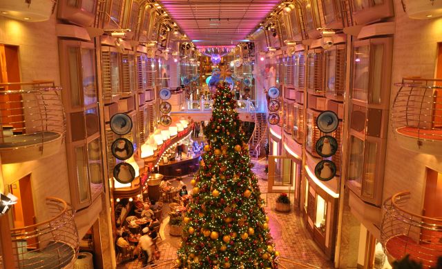 Royal Promenade, Mariner of the Seas