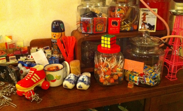 Knick Knacks at Ogopogo