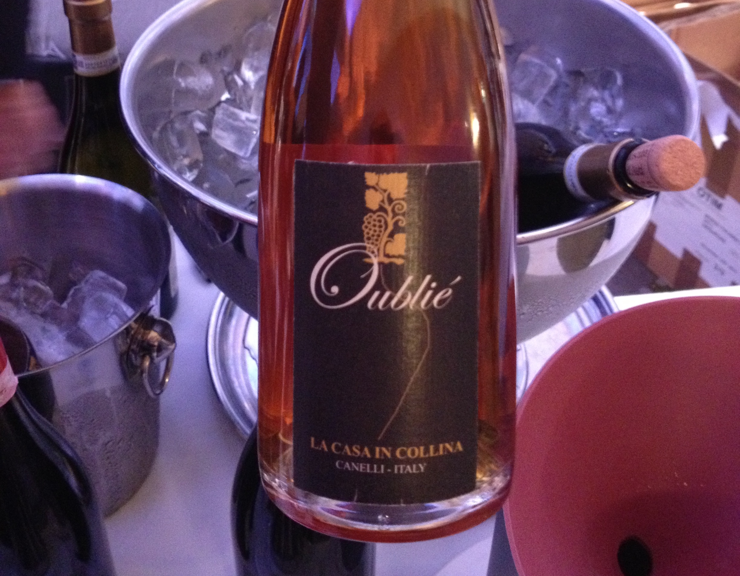 La Casa in Collina Oublié wine