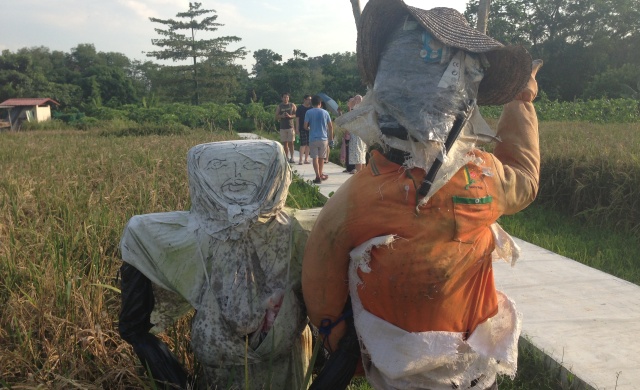 Scarecrows at D’Kranji Farm Resort