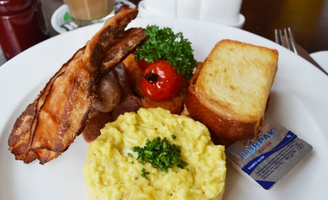 The Bank Breakfast at The Bank Bar + Bistro