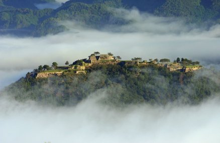 general_takeda_castle_ruins02.jpg