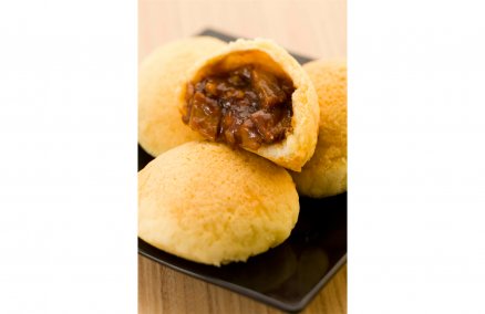 Baked bun with BBQ pork at Tim Ho Wan