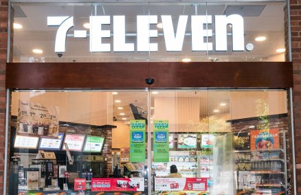 7-Eleven at Icon Village