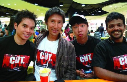 Simon Wong (second from left)