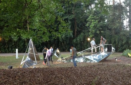 Angles of Incidence, Singapore