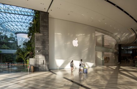 Apple Jewel Changi Airport