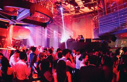 Photo credit: Bar Rouge Singapore's Facebook page