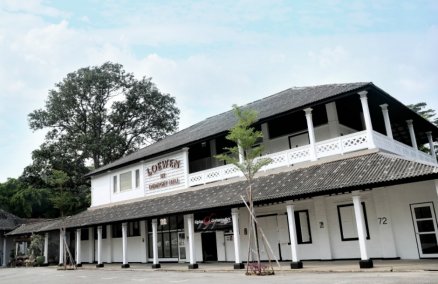 Loewen by Dempsey Hill