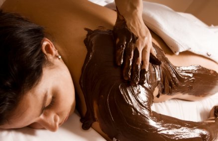 Chocolate massage at Ikeda Spa, Singapore