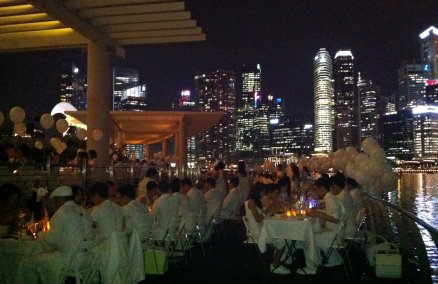 Diner en Blanc