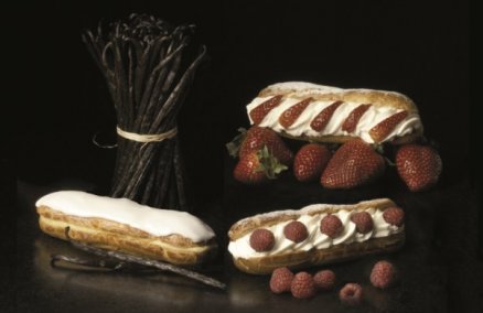 Eclairs at PAUL