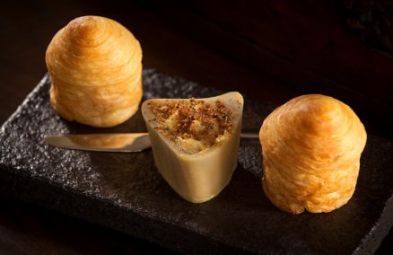 Warm onion & thyme bread with smoked bone marrow butter at Esquina, Singapore