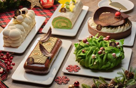 Pan Pacific Singapore's festive log cakes 