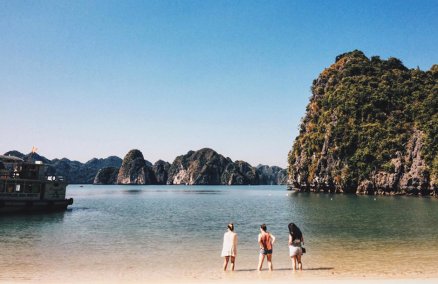 Halong Bay. Photo credit: Ian Soo