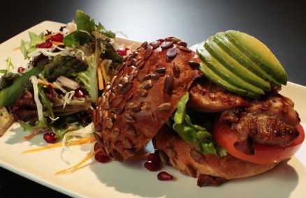 Grilled chicken and avocado burger