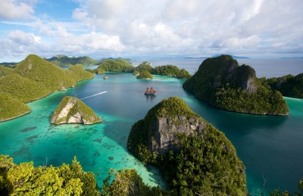 hottest travel destinations for 2014