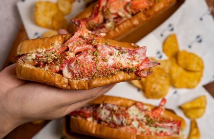 Luke's Lobster, Singapore