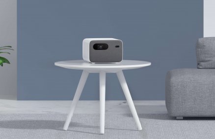 Mi Smart Projector 2 Pro