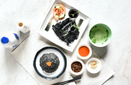 Hainanese Black Chicken Rice at Mimi