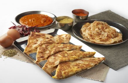 Casuarina Curry Restaurant's roti prata at River Hawker Festival