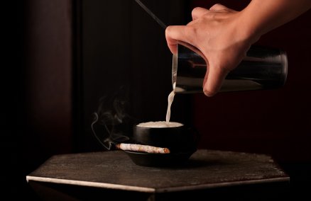 Manhattan's Cigarette Break