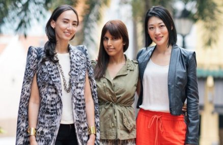 Sarah Tan (far right); Robe Raiders, Singapore