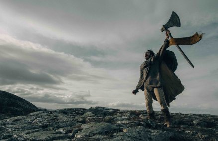 The Green Knight (movie still provided by Shaw Movies)