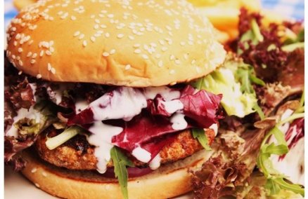 The Indian Burger, De Burg