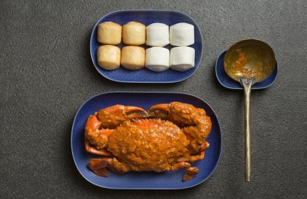 Singapore Chili Crab with Mantous