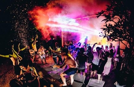 Smack My Beach Up at Tanjong Beach Club