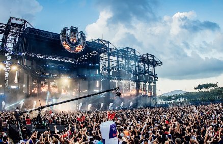 Ultra Singapore 2017. Photo credit: Colossal Photos