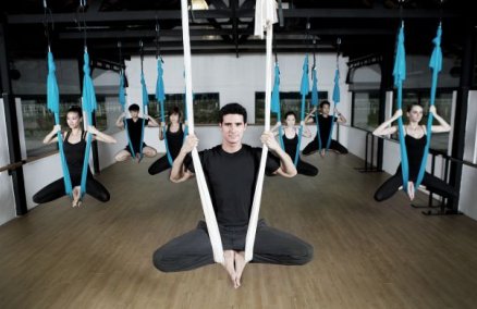 Upside Motion, Singapore