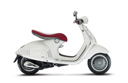 Vespa 946