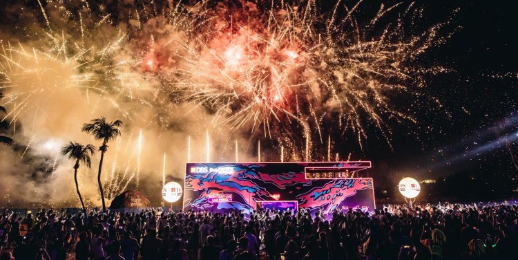 ZoukOut 2017. Photo credit: Colossal Photos