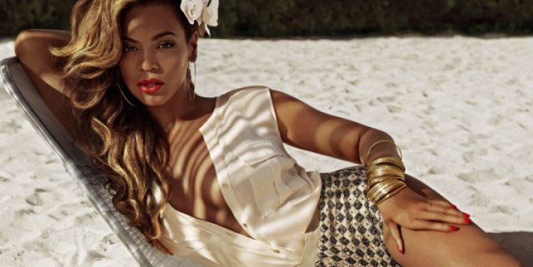 Beyoncé in H&M Summer Collection 2013