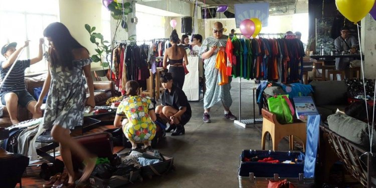 Photo credit: Sunset Pasar