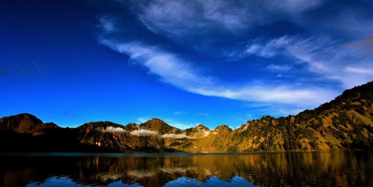 Trekking Mount Rinjani