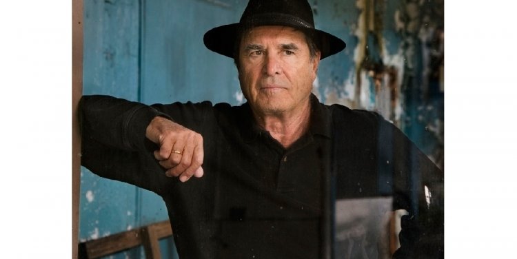 Paul Theroux credit: Steve McCurry