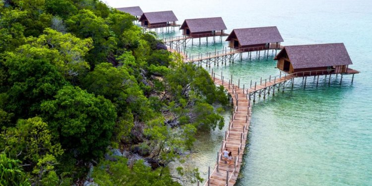 Credit: www.facebook.com/BawahIsland