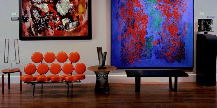 Lorgan's The Retro Store