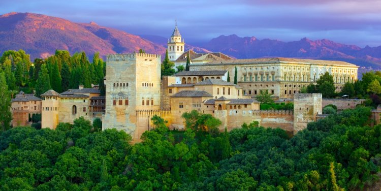 Alhambra Palace, Spain. Photo credit: Jiuguang Wang