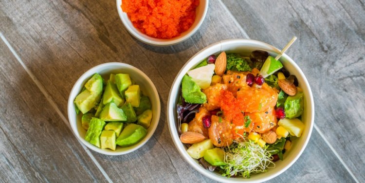 Standard Nalu - salmon in spicy sauce