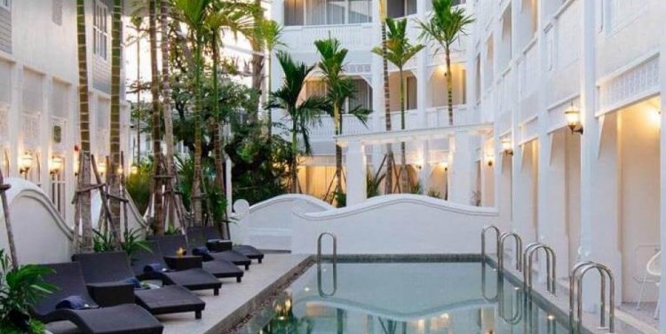 Photo credit: www.awayresorts.com