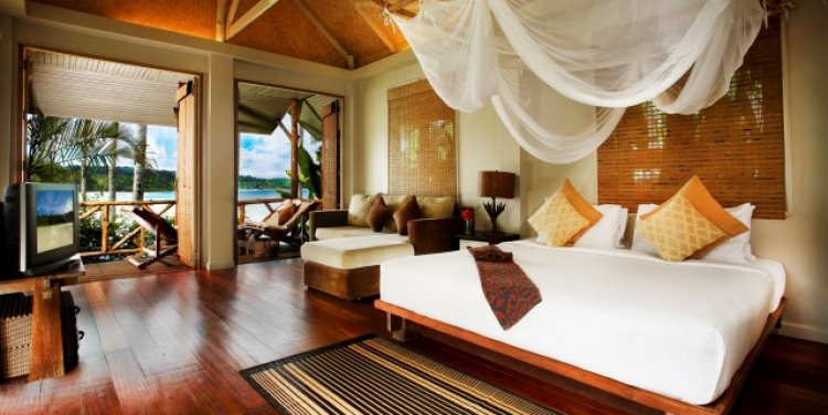 Deluxe Ocean Facing Room