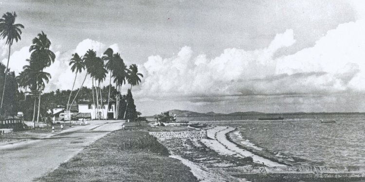 Bedok Rest House in the 1940s - Photo courtesy of Long Beach Seafood