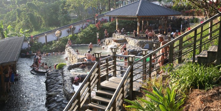 Millennium Hot Spring in Beitou