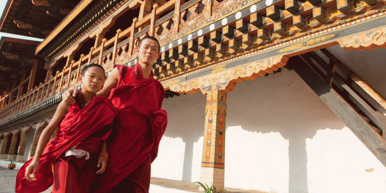 Bhutan Dzong (Photo Credit: Karen Lucas)